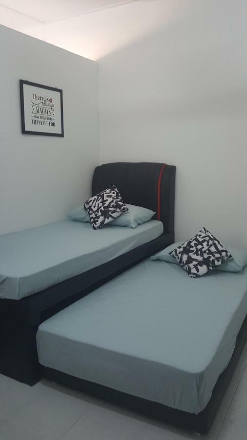 / Roomstay Muslim Budget Tanjung Malim